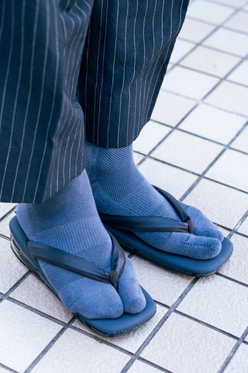 「コンビニで買えるTシャツ」はシンプルスタイルを支える新定番！洒落者たちの取り入れ方 - 3枚目の画像