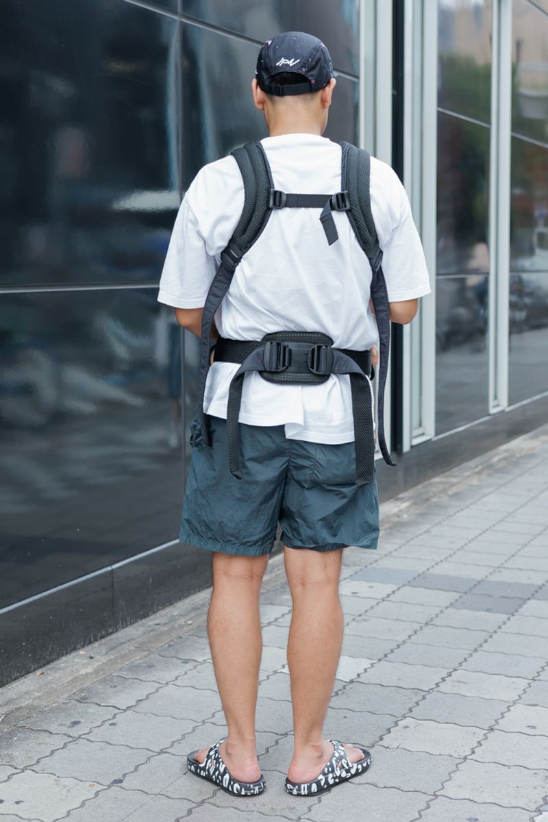 ブルックスブラザーズ×アーバンリサーチのTシャツコーディネート | 250830-0919-04 松本祐紀 2枚目の写真