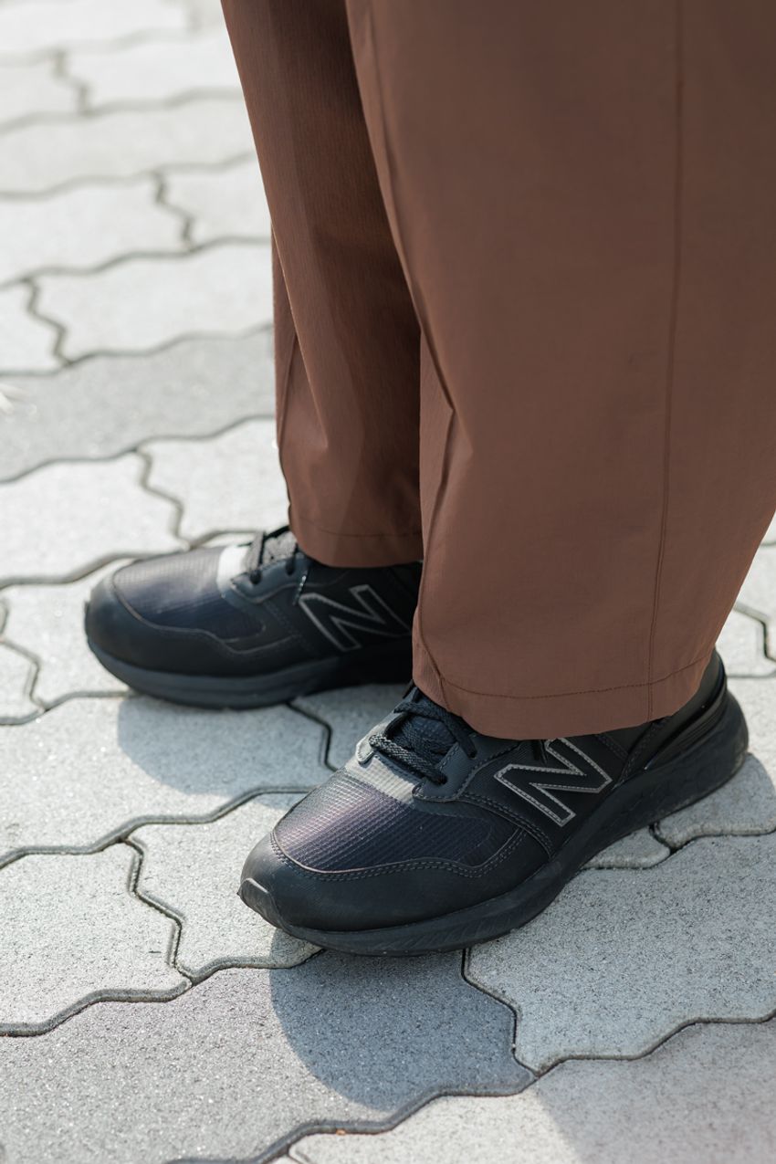 ジャストサイズでも漂うリラックス感。素材感やシルエットに注目したい大人たちをスナップ - 7枚目の画像