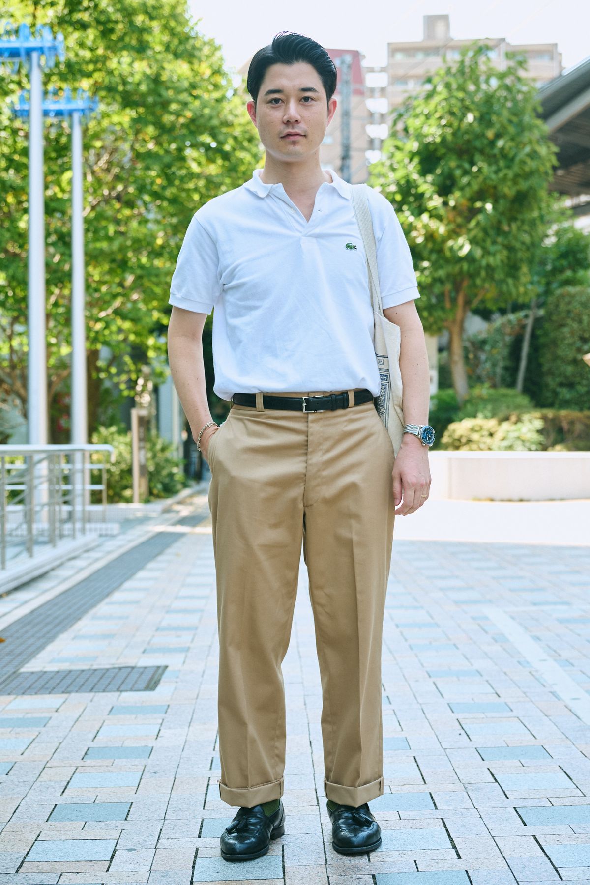 ポロシャツ ラコステ  パンツ 古着  シューズ スコッチグレイン  バッグ 不明  腕時計 ブライトリング  ブレスレット ティファニー