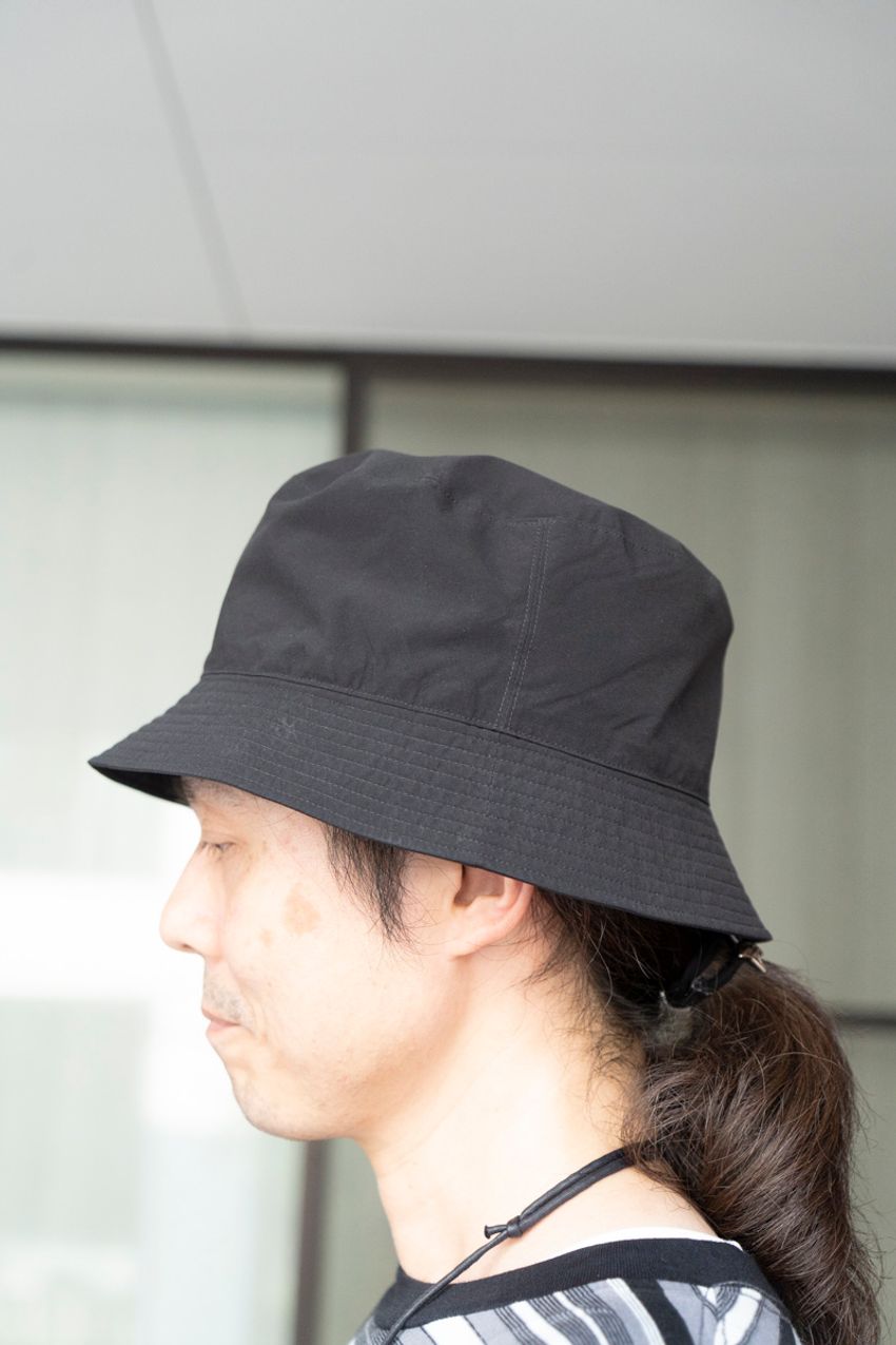絶対的な安心感あり！“黒バケハ”を愛する大人たちに学ぶ、被り方とこなし方 - 7枚目の画像