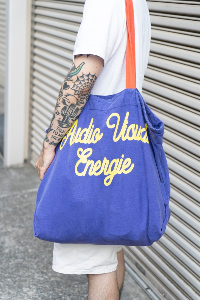 ショーツと好相性のブーツは「サイドゴア」だ！ラフな装いをスマート＆タフに見せた3名の洒落者 - 6枚目の画像