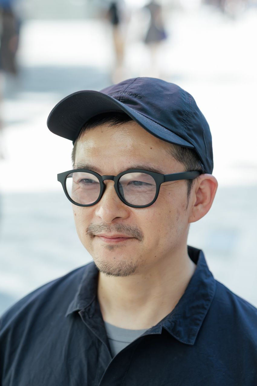 【大人キャップ3選】近年話題のカーブバイザー！洒落者たちの取り入れ方をコーデで解説 - 3枚目の画像