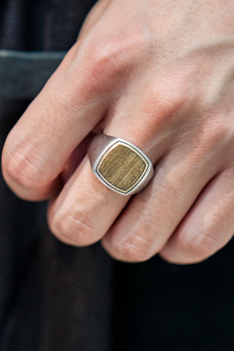 バーベルオブジェクトのTシャツコーディネート | 250914-1215-18 渡辺大介 10枚目の写真