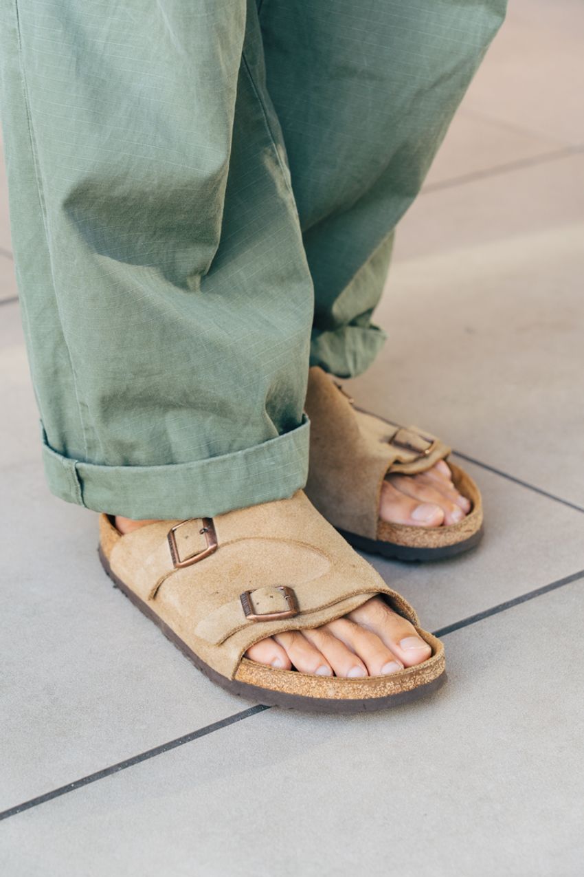 ブラック＆ブラウンよりも人気！ビルケンシュトックの支持率No.1カラー「トープ」は大人コーデと相性よし - 6枚目の画像