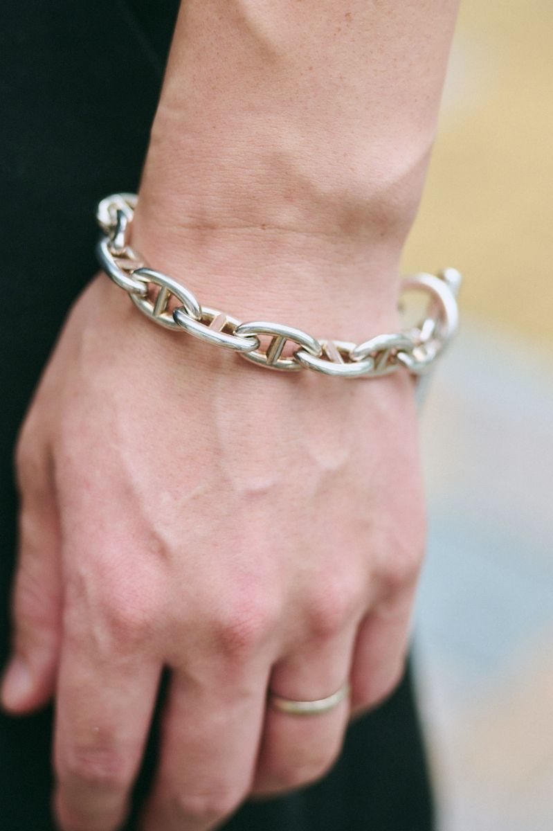 メルセデスアンカーインクのTシャツコーディネート | 250920-0348-59 鈴木 優 7枚目の写真