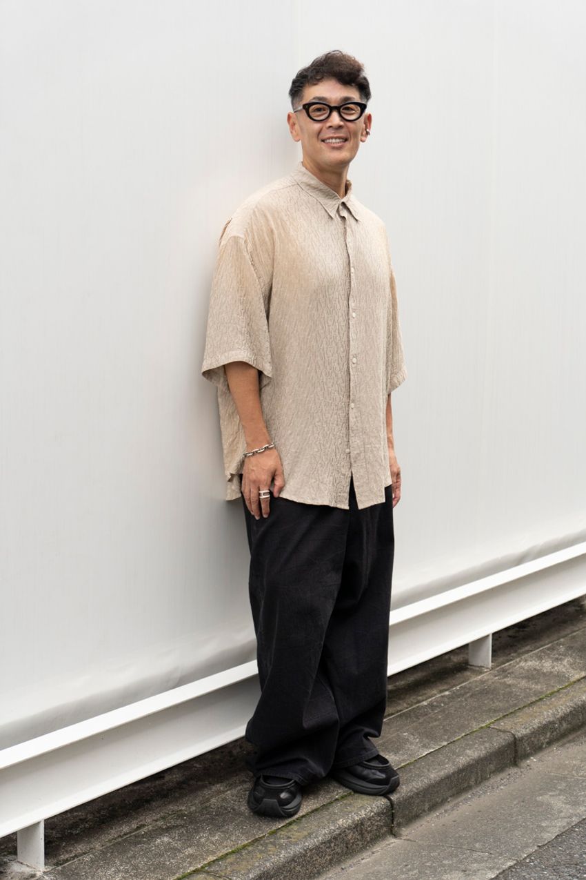 “ユルいデニム”が気分！ルーズに見え過ぎず、程良く“ヌケ“を作った洒落者3名をスナップ - 1枚目の画像