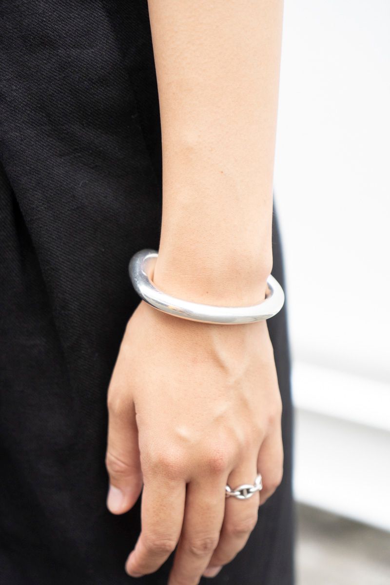 キャバンのTシャツコーディネート | 250923-1916-29 竹下史香 6枚目の写真