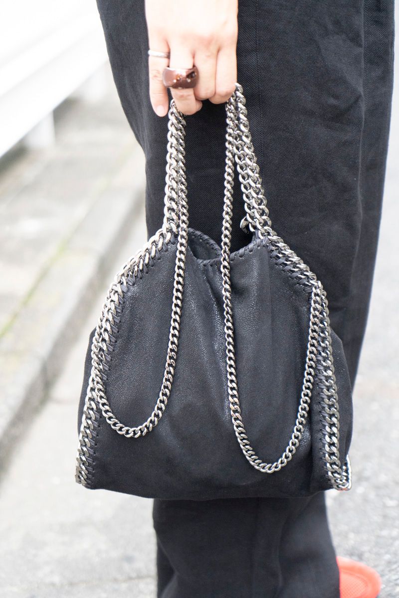 キャバンのTシャツコーディネート | 250923-1916-29 竹下史香 5枚目の写真