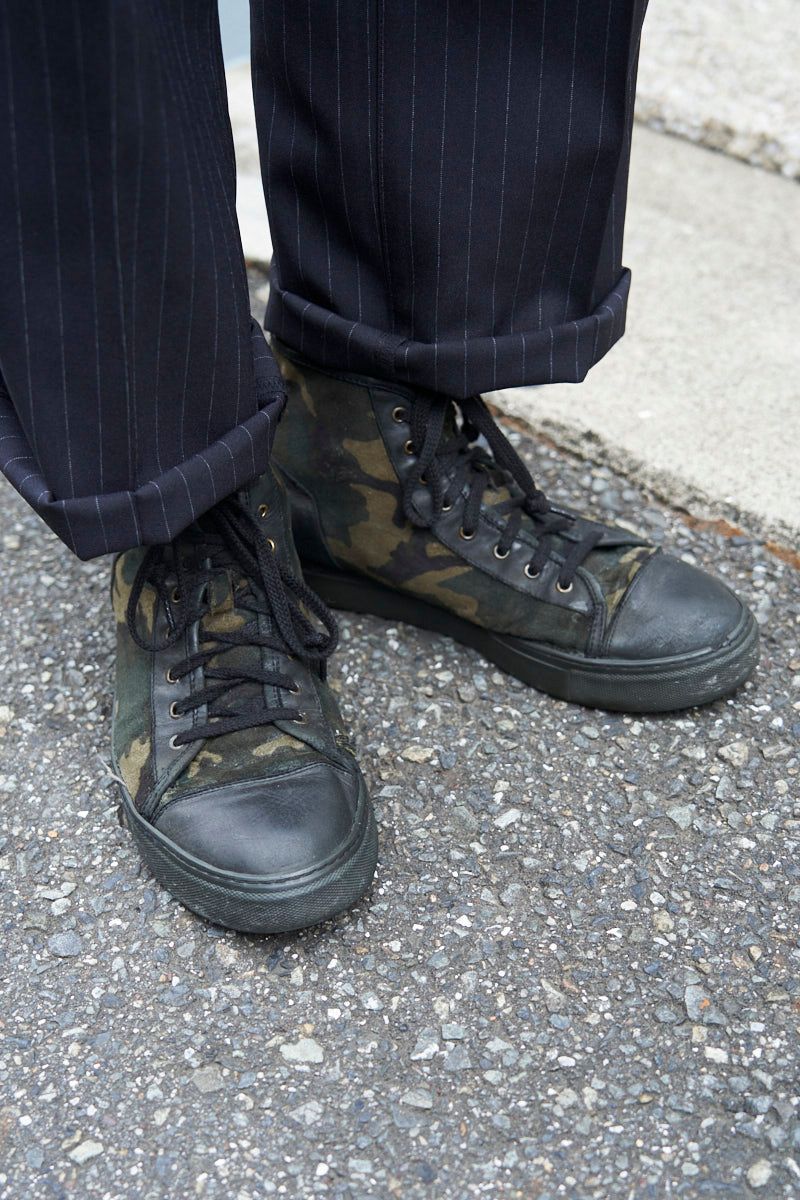 バナナリパブリックのTシャツコーディネート | 250923-1745-42 スズキイッセイ 8枚目の写真