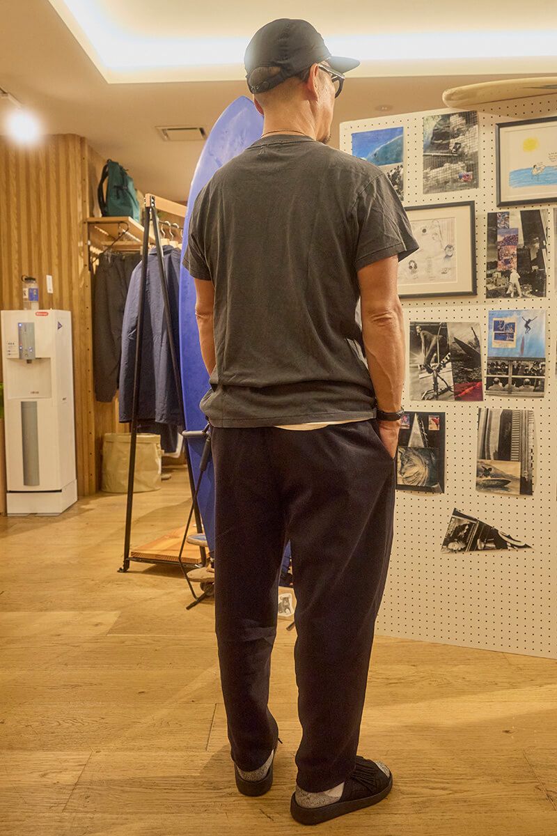 トニータイズサンのTシャツ、パンツコーディネート | 250922-1206-47 清水 泰 10枚目の写真