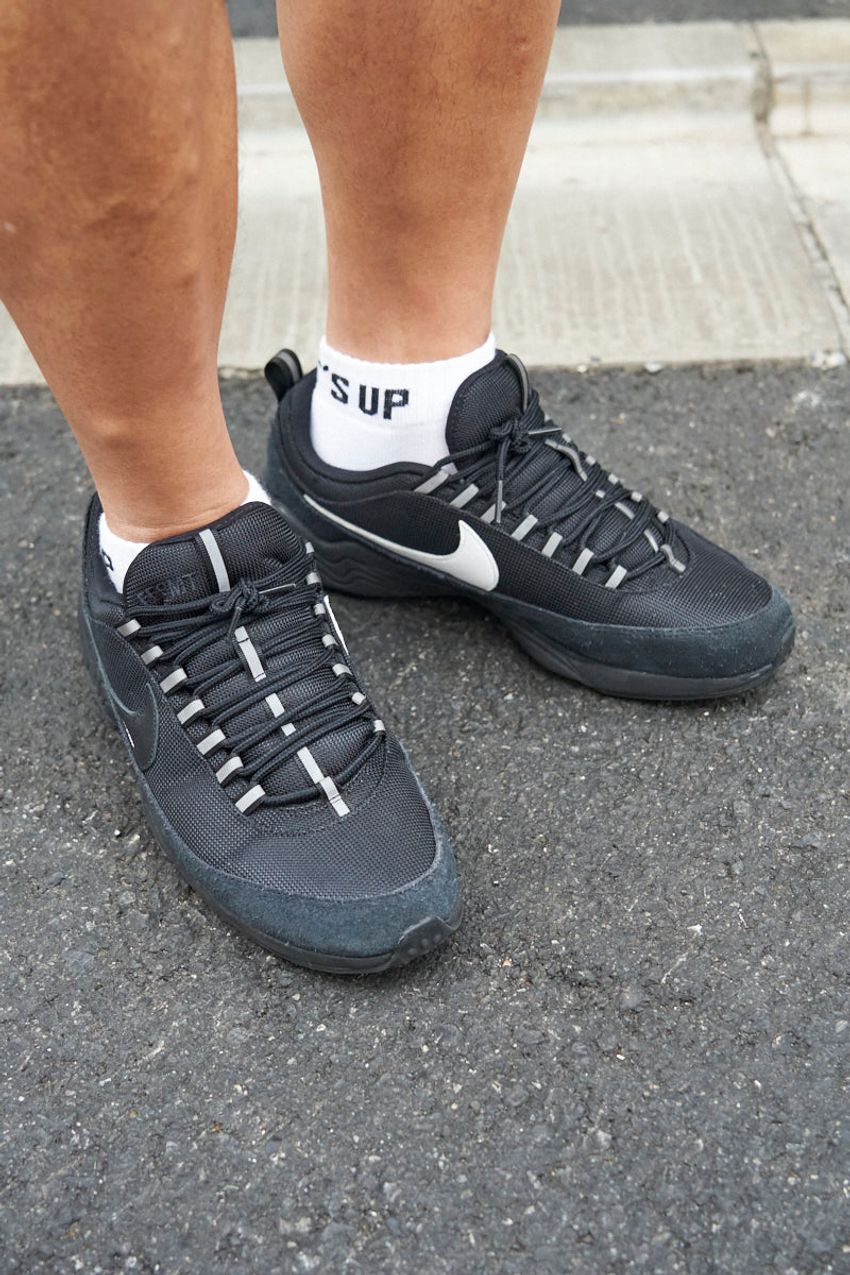 キレイめ、ストリート、アクティブ。街角人気No.1、三者三様の“ブラックスタイル” - 9枚目の画像