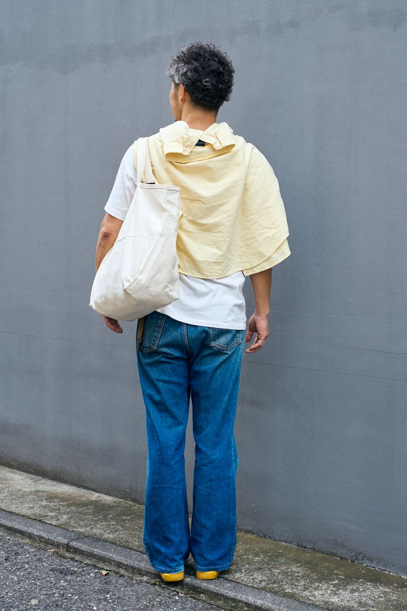 無印良品のTシャツコーディネート | 250924-2146-07 神田祥輔 4枚目の写真