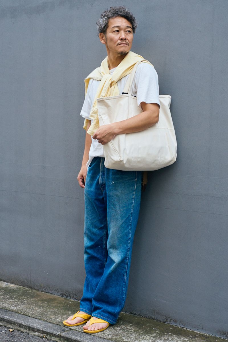 無印良品のTシャツコーディネート | 250924-2146-07 神田祥輔