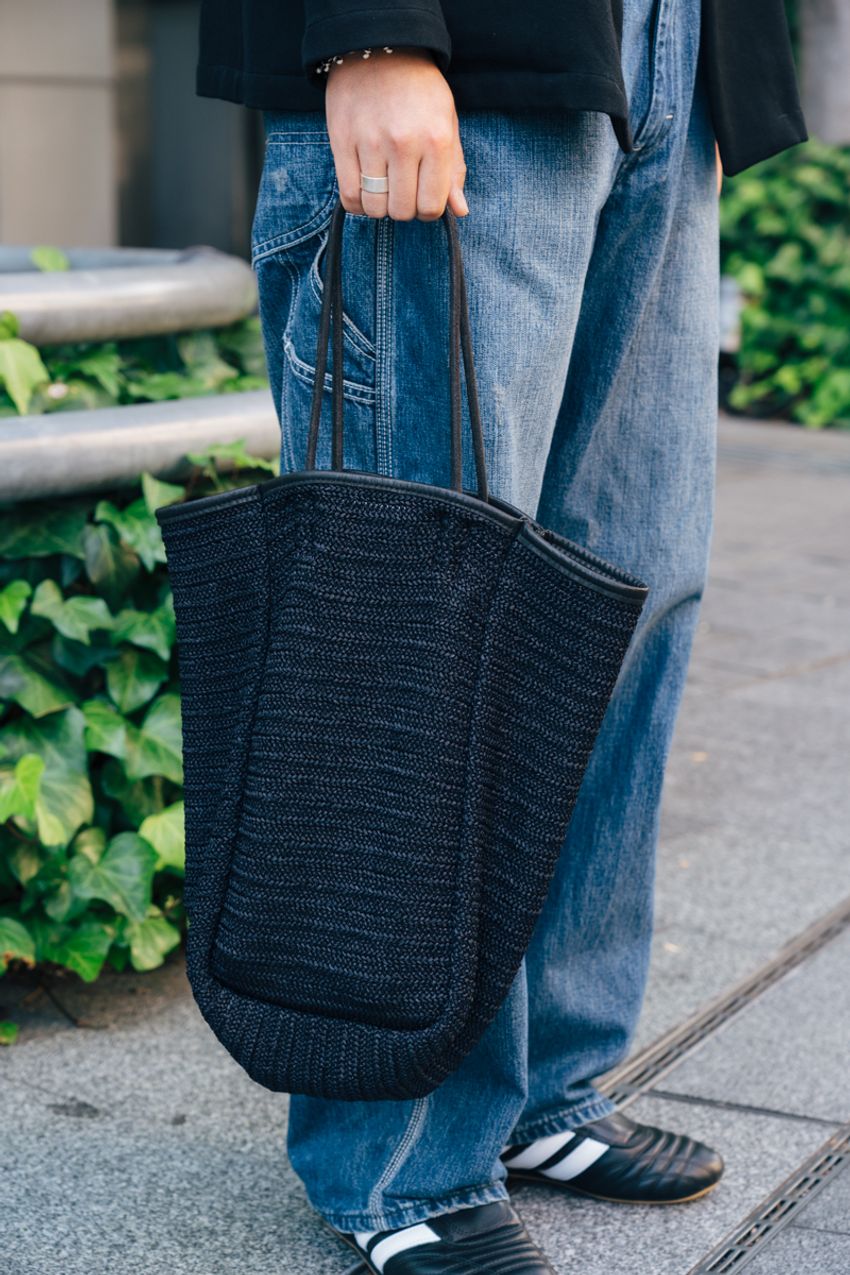 秋の街角で“ライトアウター“を調査！「みんな何を選んで、どう着てる？」MA-1、迷彩etc… - 7枚目の画像