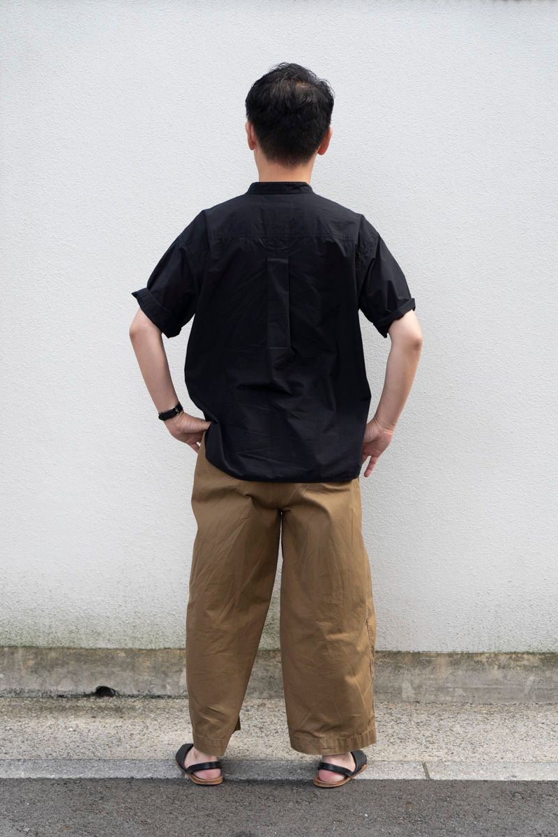 マーガレットハウエルのシャツコーディネート | 251002-1341-51 番場康介 3枚目の写真