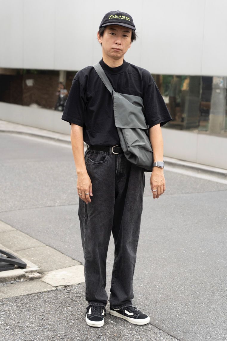 Tシャツ ビオトープ  デニム 不明  シューズ ヴァンズ  帽子 古着  バッグ イーラ  ベルト エンダースキーマ  リング ノーブランド