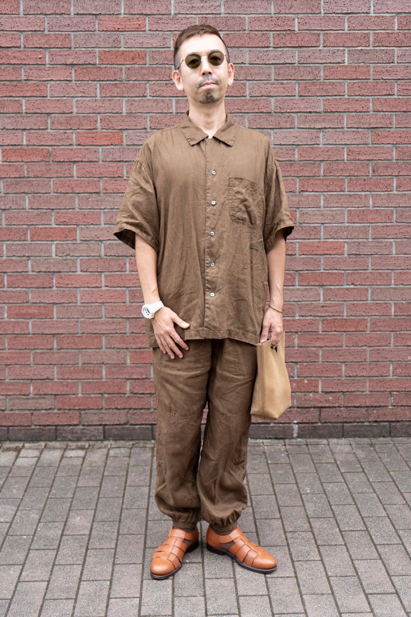 カウラムのシャツコーディネート | 251002-1405-49 青木大三 3枚目の写真