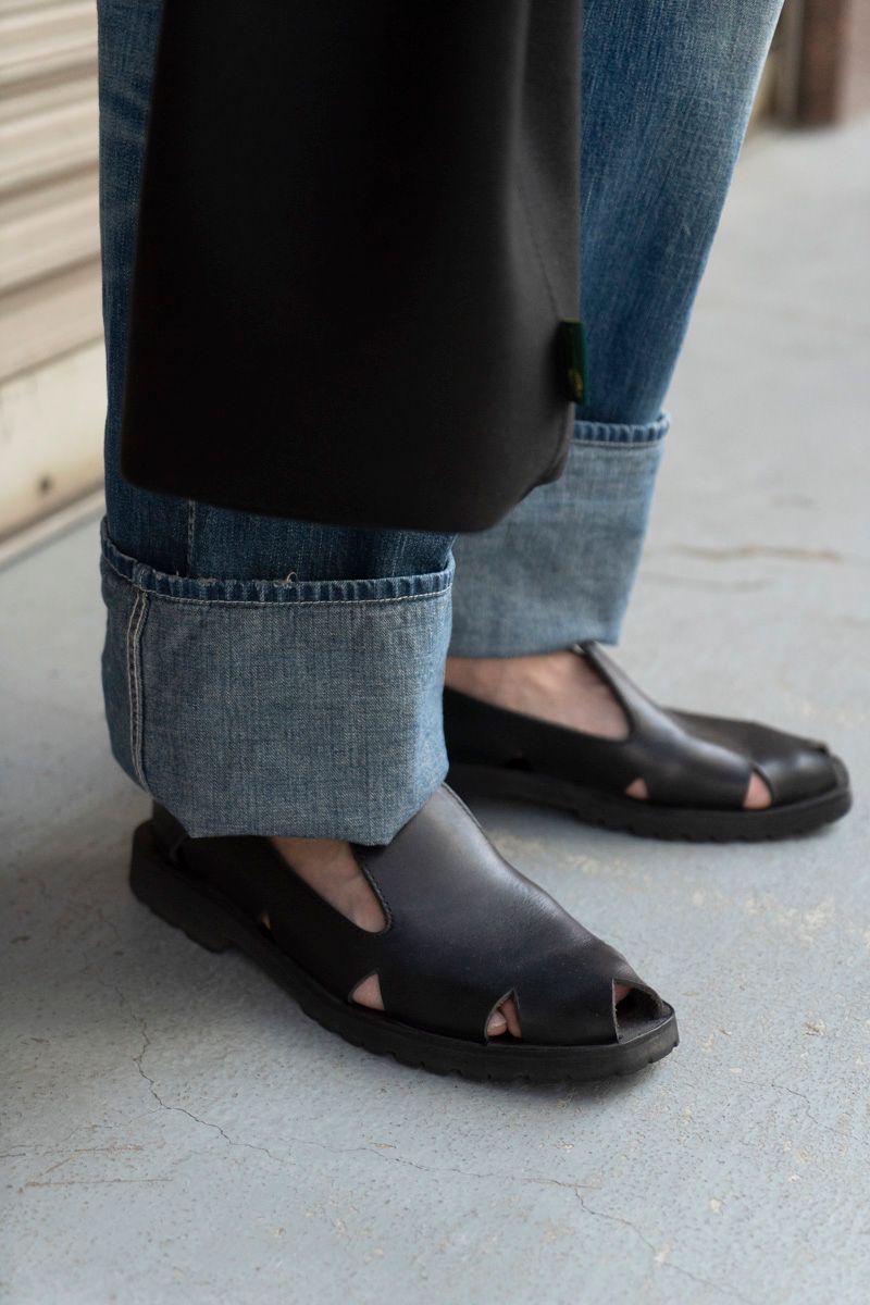 コモリのシャツコーディネート | 251002-1635-17 吉本順介 9枚目の写真