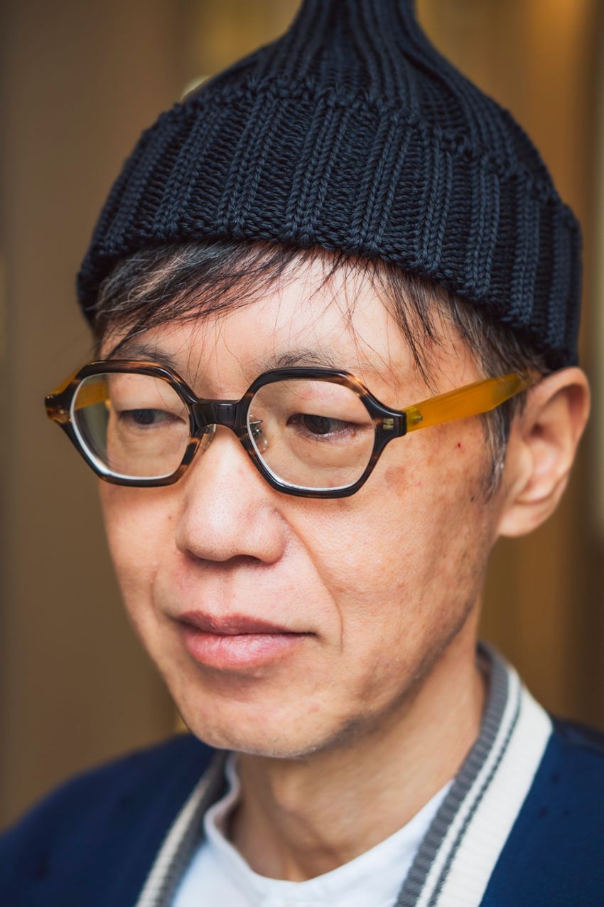 秋はやっぱり“カーディガン”！着脱も便利で品もある羽織モノ、その好サンプルを街角で - 9枚目の画像