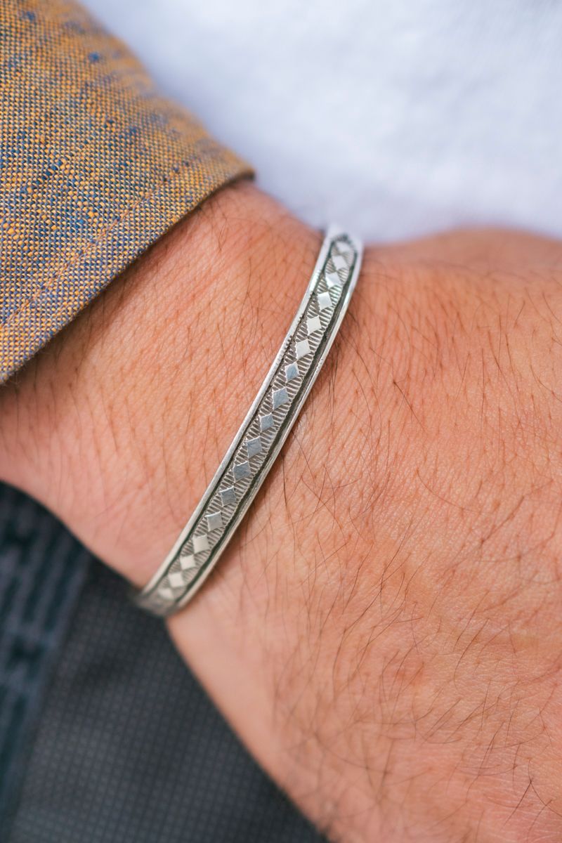 アバハウスのシャツコーディネート | 251012-1632-28 長嶋亮磨 6枚目の写真