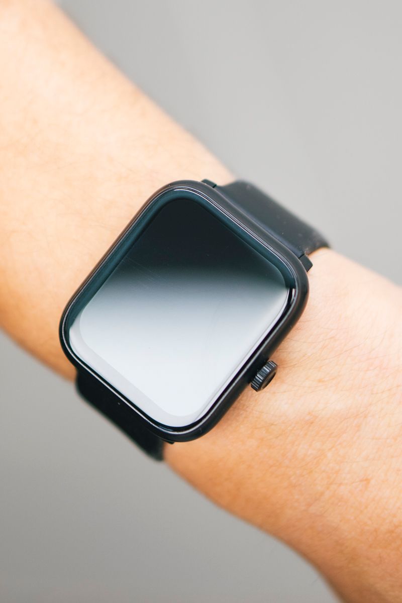 ダントンのカーディガンコーディネート | 251012-1643-13 太齋琢人 9枚目の写真