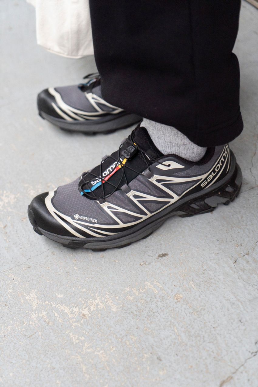 お洒落見えに効果的な“黒縁メガネ”。服との相性、人気のブランドを街頭調査！ - 10枚目の画像