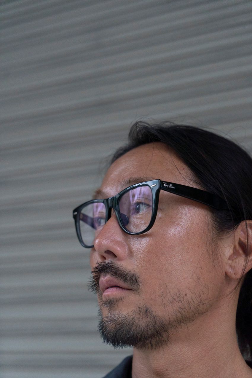 お洒落見えに効果的な“黒縁メガネ”。服との相性、人気のブランドを街頭調査！ - 13枚目の画像