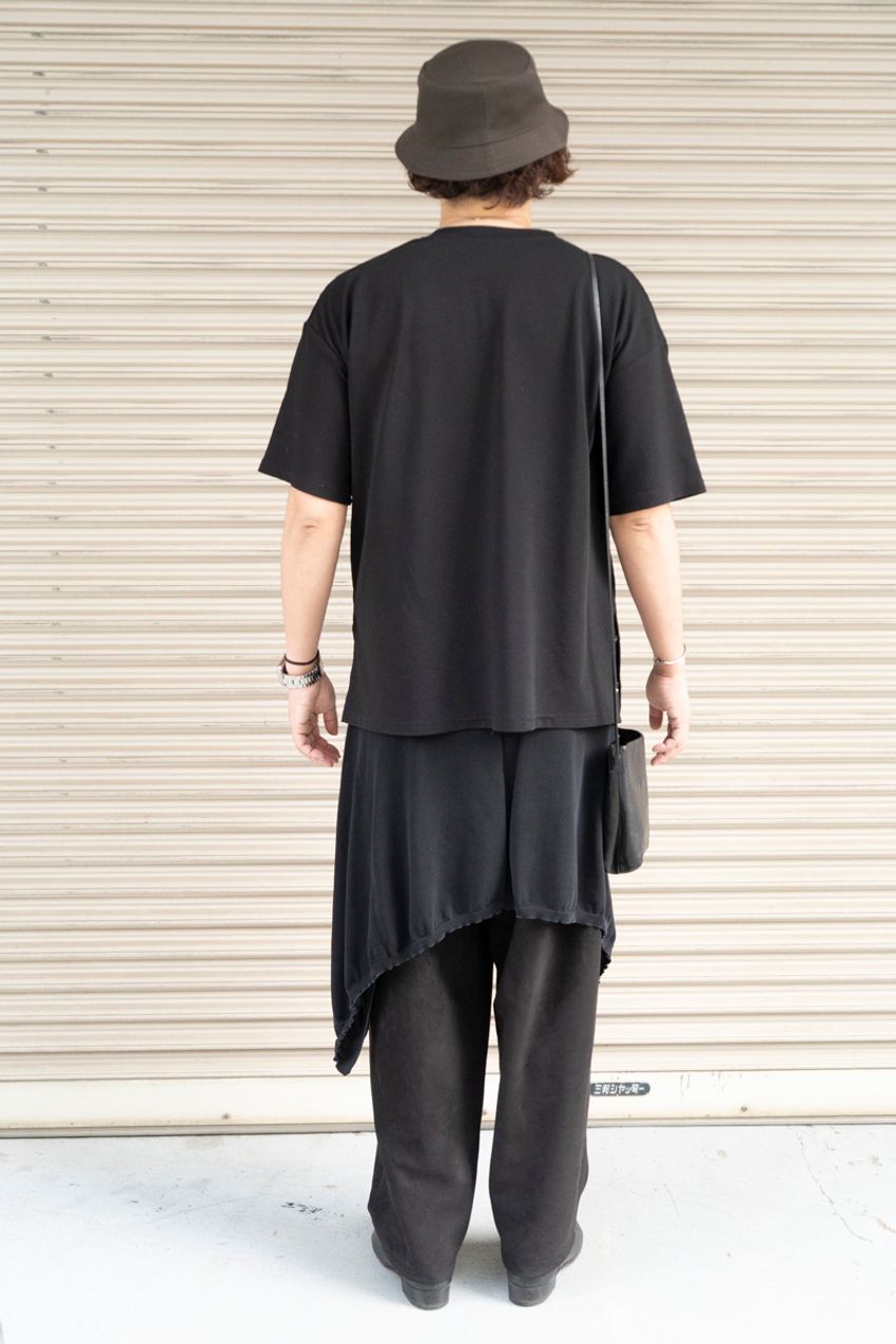 「黒」を羽織った洒落者5人の“無難にならない”着こなし。そのポイントを徹底解説！ - 9枚目の画像