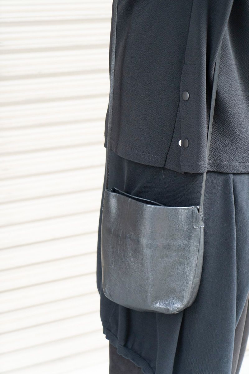 リックオウエンスのカーディガンコーディネート | 251015-0358-18 梅谷憲吾 8枚目の写真