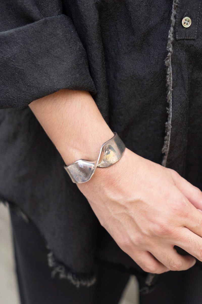 バーベルオブジェクトのシャツコーディネート | 251015-0414-58 田名部敏史 7枚目の写真