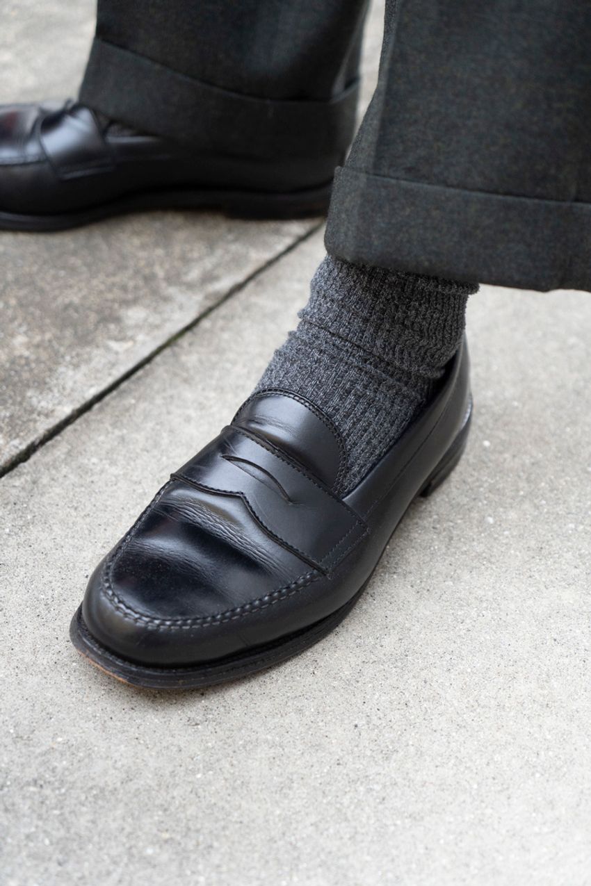 「真っ黒だけじゃダメですか？」ストリートで目立っていた全身黒好きは“シルエットメイク”が秀逸だった！ - 6枚目の画像