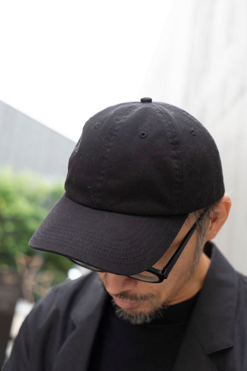 トップスもボトムスも小物も！「H&M」を取り入れた大人カジュアルの最適解5選 - 11枚目の画像