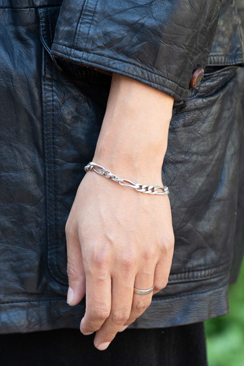 バーバリーのジャケットコーディネート | 251016-0610-47 広重桂志郎 7枚目の写真