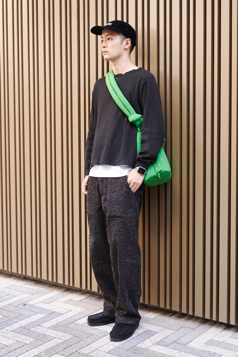 フリークスストア×レッドキャップのカットソーコーディネート | 251019-1640-25 ツン 2枚目の写真