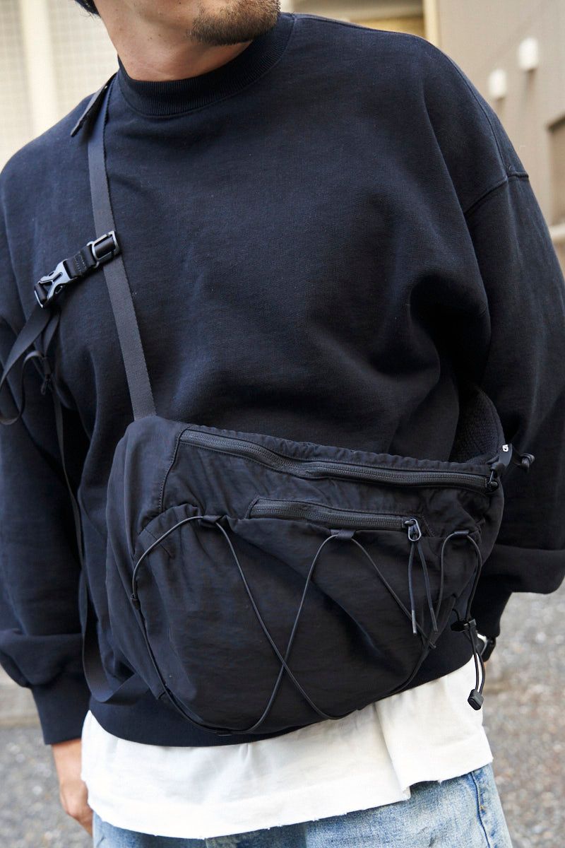 レミレリーフのスウェットコーディネート | 251019-1642-46 リー・サンク 6枚目の写真