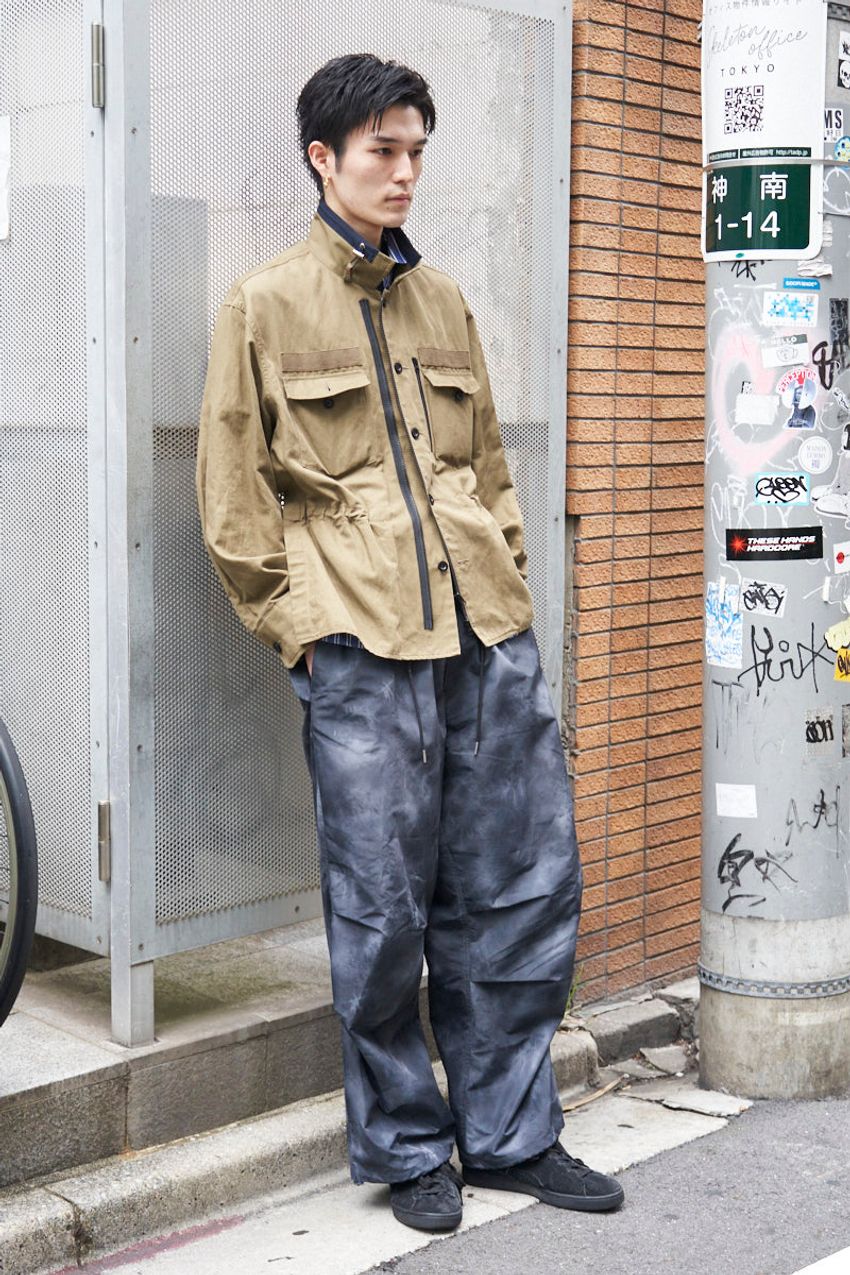 キーワードは「ワイド or 派手柄」。この春トレンドに躍り出る“洒落たパンツ”にフィーチャー！ - 2枚目の画像