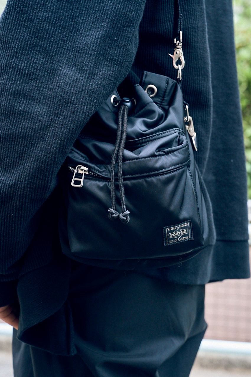 モダンでラクな“太パンツ”は大人のミカタ！ 子供っぽく見えない洒落者4選 - 9枚目の画像