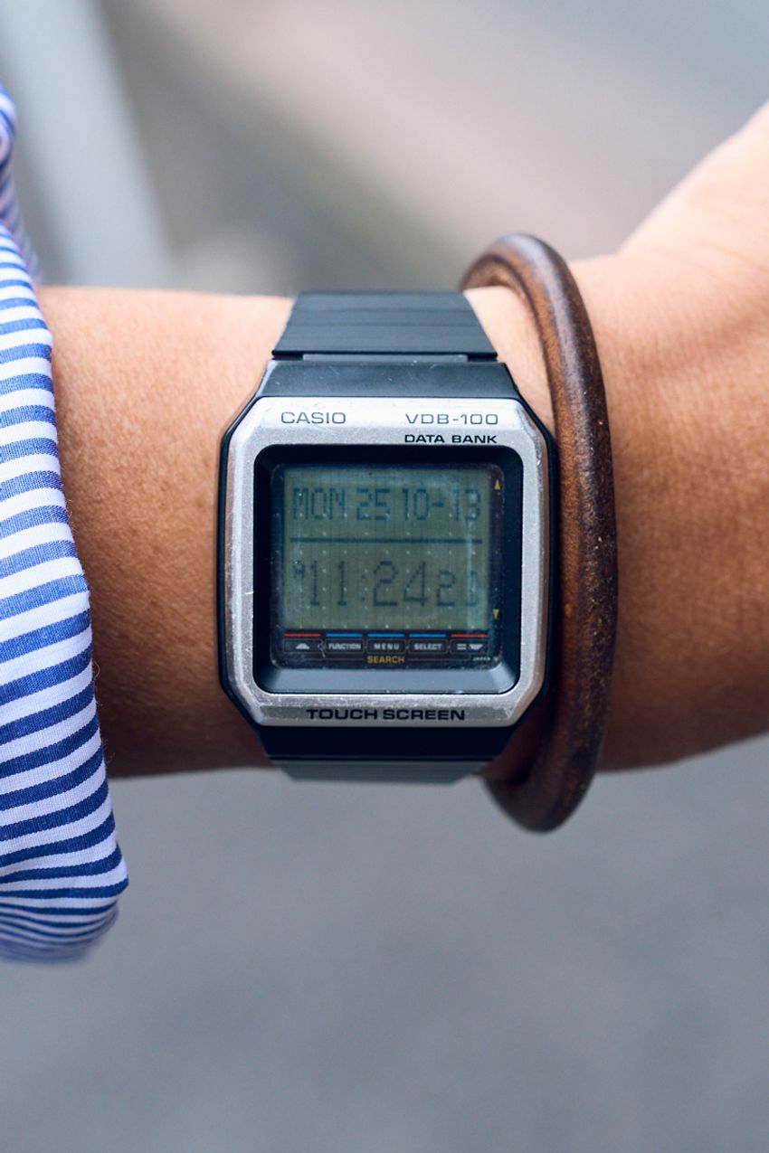 カジュアル時計の大定番「カシオ」を愛用中の5名の大人たち！人気モデルはデータバンク、Gショックetc. - 3枚目の画像