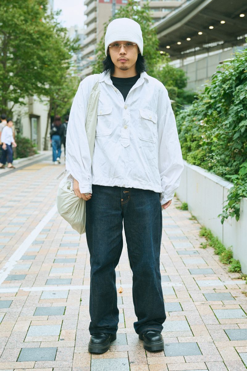 シャツ キャピタル  Tシャツ ユニクロ  デニム シュガーヒル  シューズ ドクターマーチン  帽子 ニューエラ  眼鏡 白山眼鏡店  バッグ キャピタル  リング クロムハーツ  リング2 エルメス