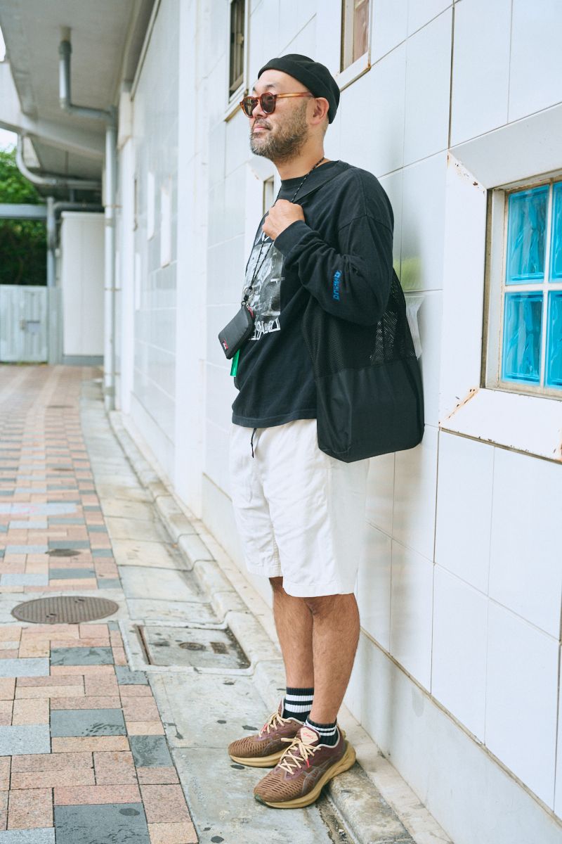 不明のTシャツコーディネート | 251020-1056-01 オガワ 2枚目の写真