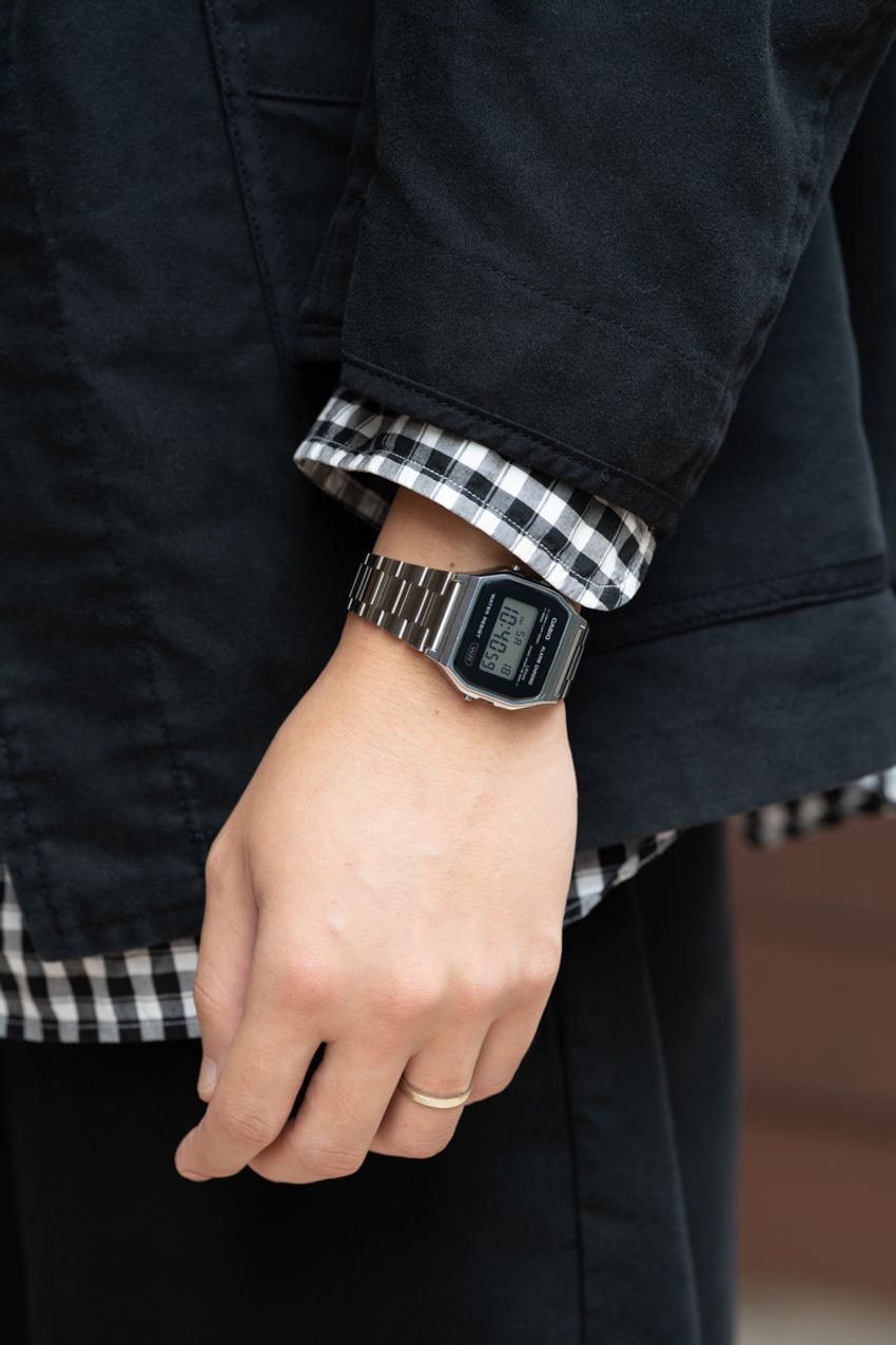 カジュアル時計の大定番「カシオ」を愛用中の5名の大人たち！人気モデルはデータバンク、Gショックetc. - 9枚目の画像