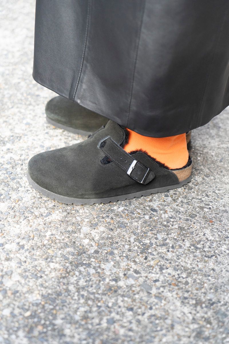 クロのスウェットコーディネート | 251027-0924-30 奈央 6枚目の写真