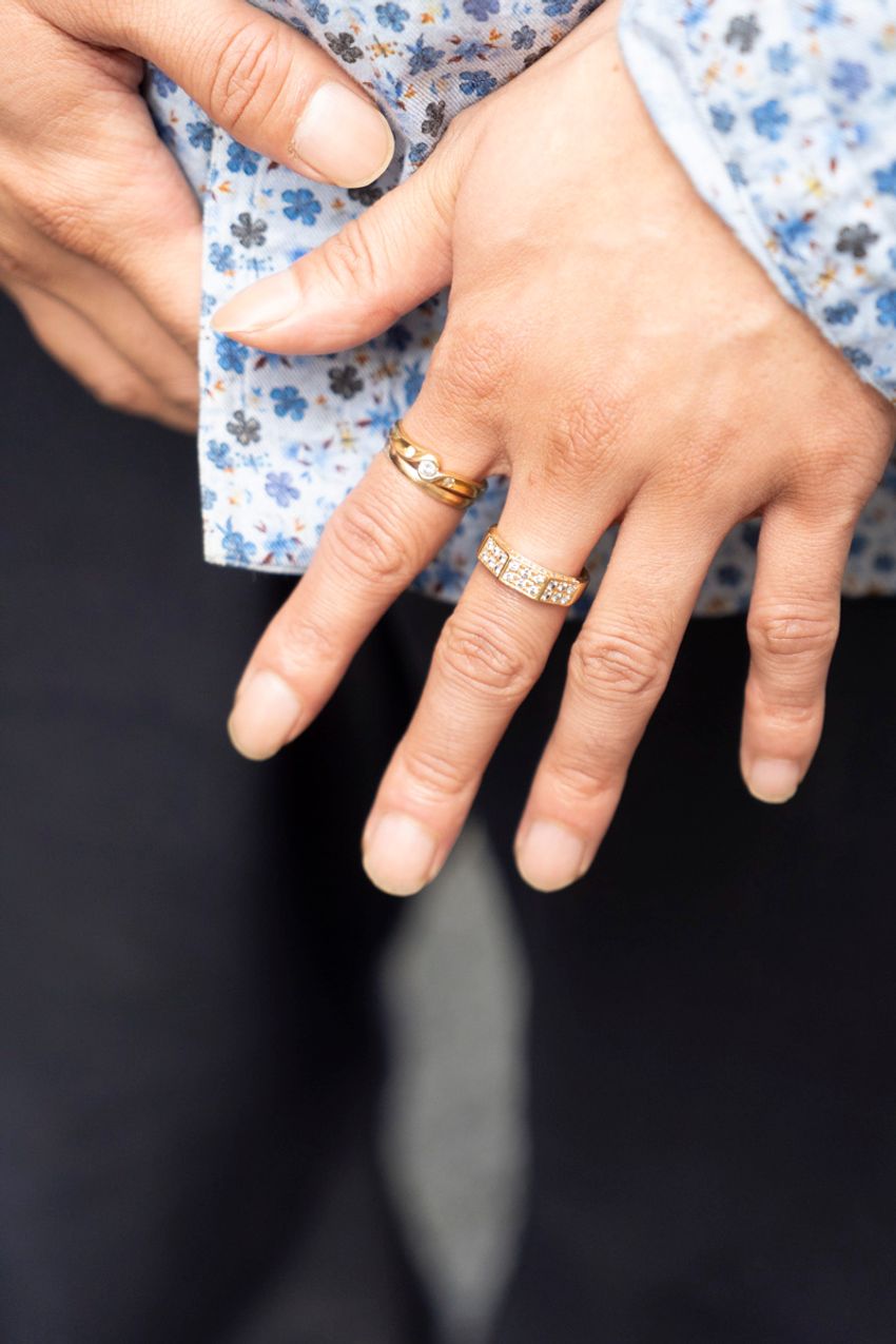 「シャツイチ」シーズン、スタート！どんなアクセで飾るのが正解？ 街の洒落者たちの答えは…… - 9枚目の画像