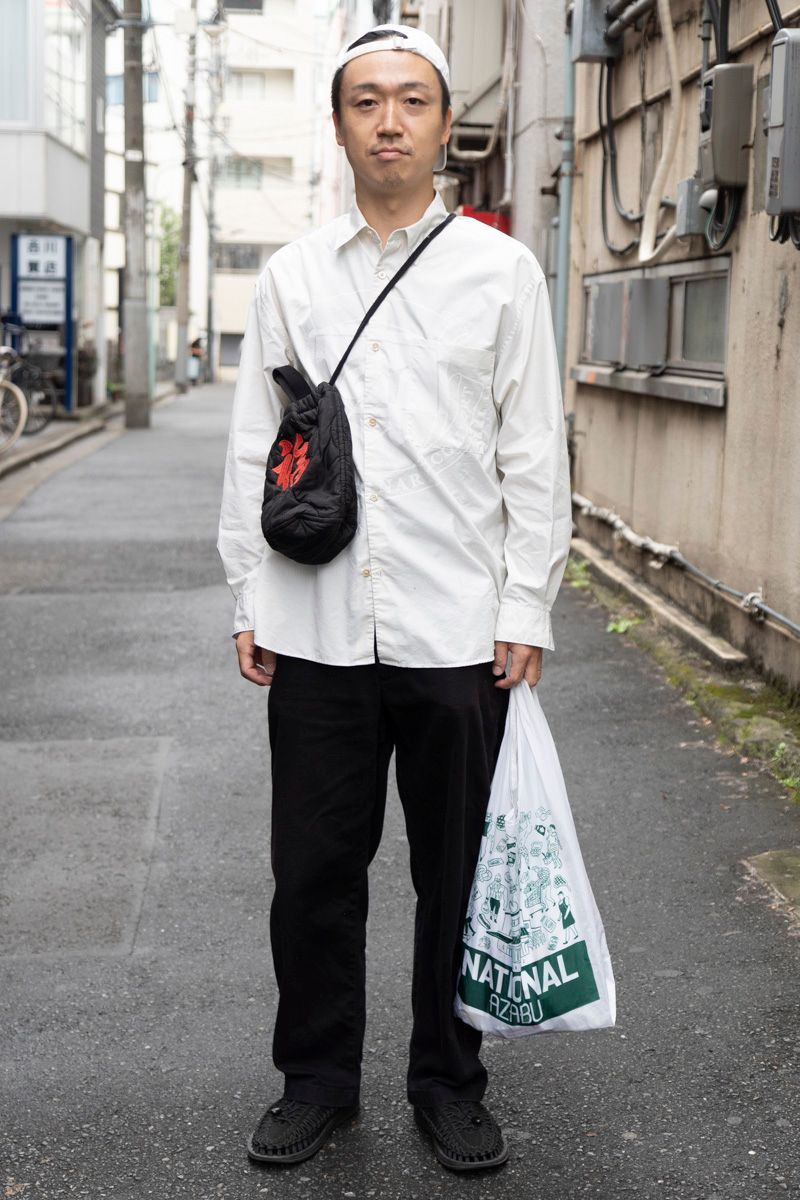 アダムエロペのシャツコーディネート | 251027-1004-04 谷田直樹