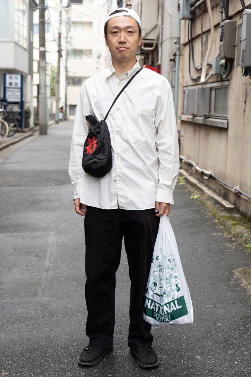 デニム、ニット、スウェットetc.全アイテムが優秀なユニクロ、コーデ好例5選をスナップで - 7枚目の画像