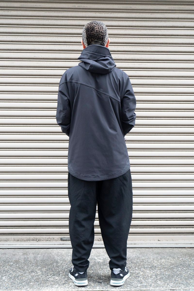 クレッタルムーセンのジャケットコーディネート | 251027-1022-53 江崎 仁 4枚目の写真