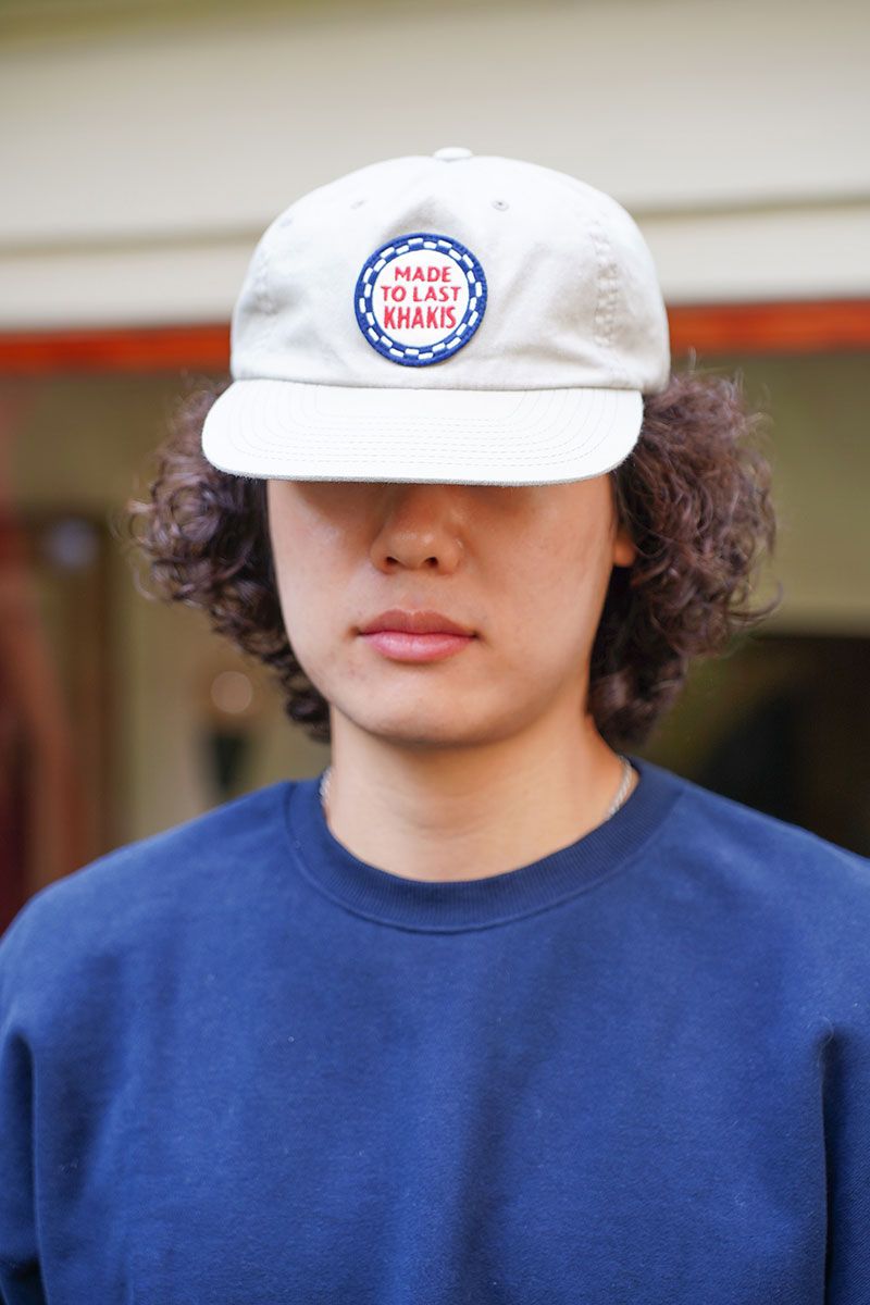 カーキスのスウェットコーディネート | 251028-2152-16 ゴ・ヨンウ 2枚目の写真