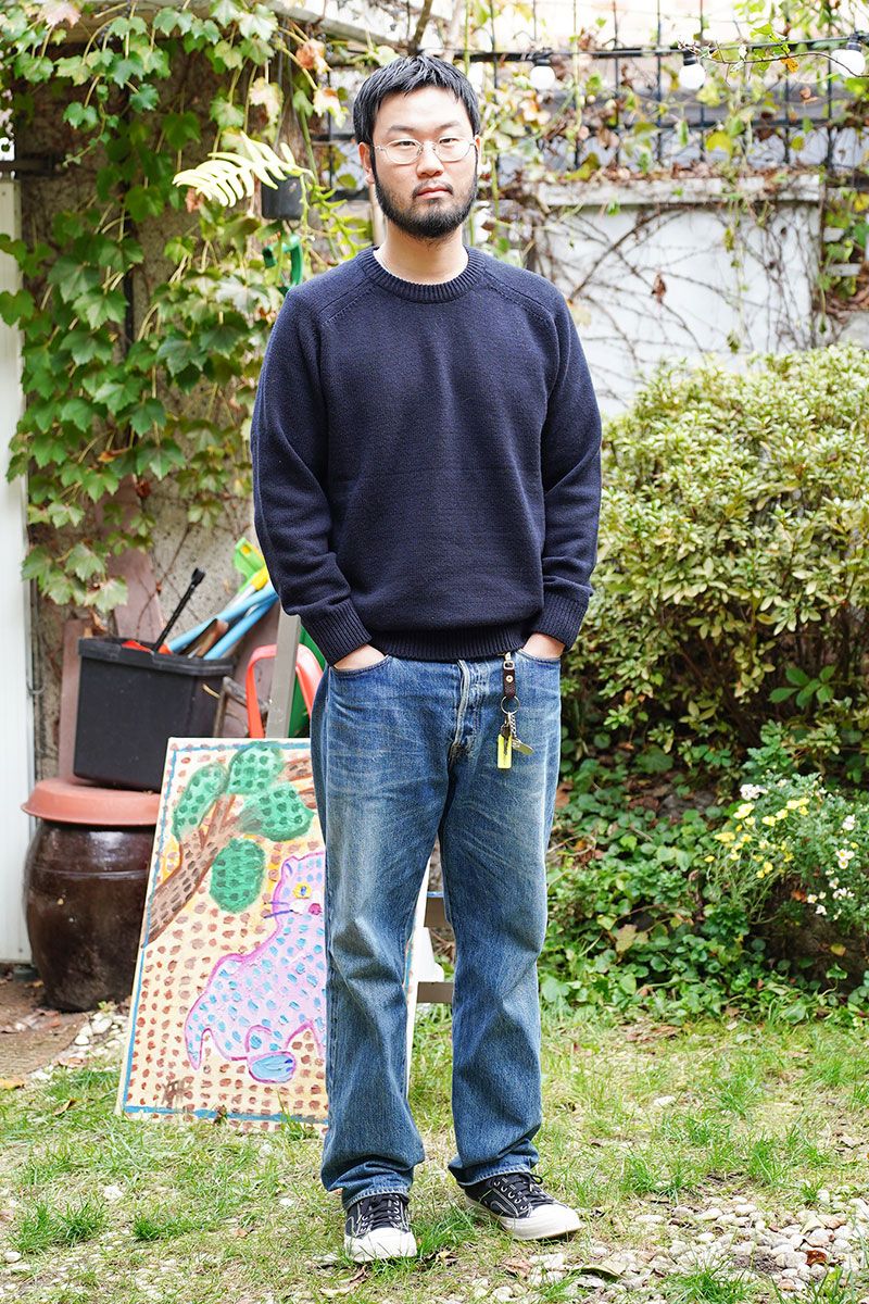 カーキスのデニムコーディネート | 251028-2206-04 ホン・チュヒョン