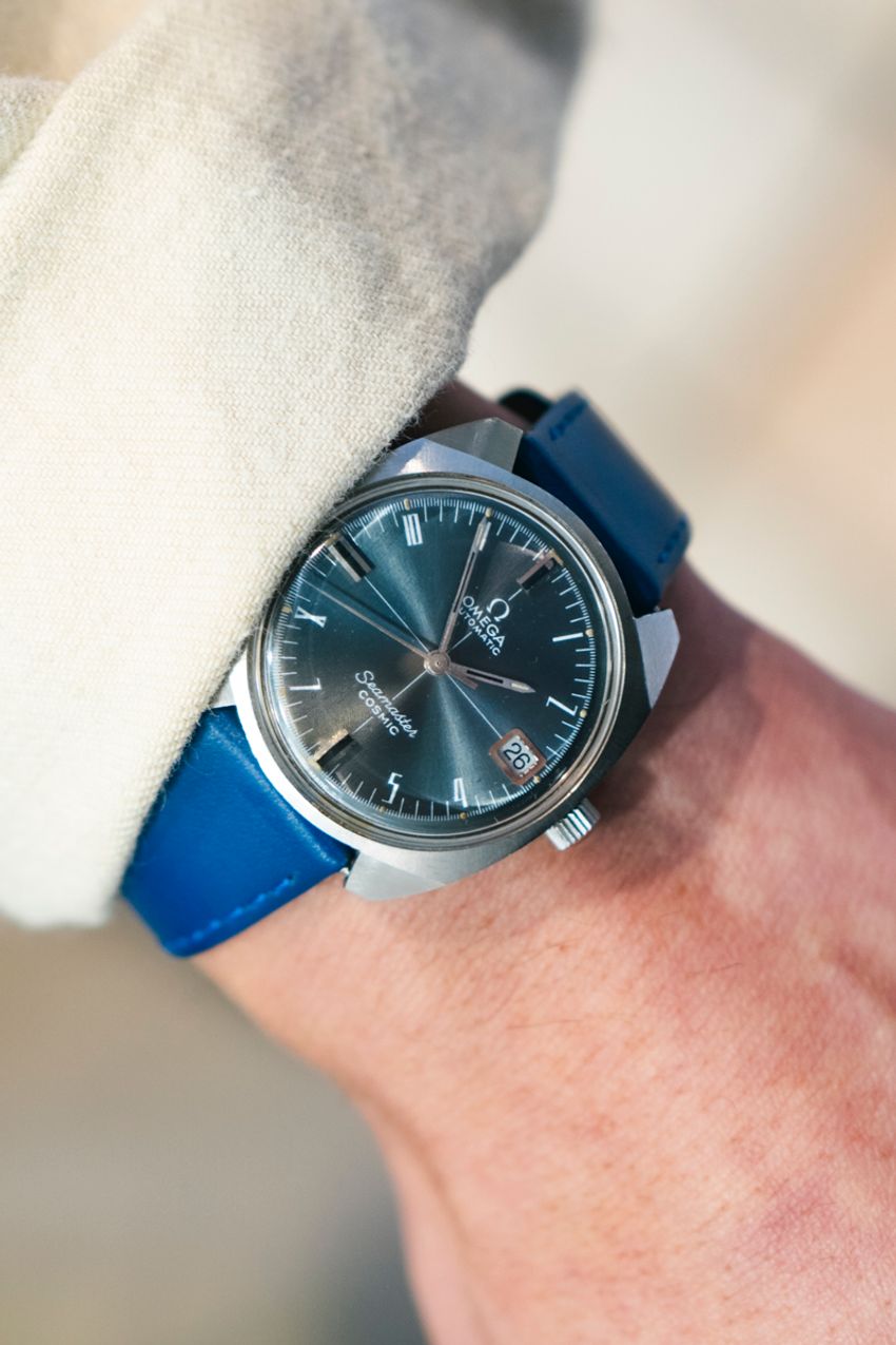 インナーにもアウターにも！「デニムジャケット」の最新スタイル5選を街角スナップで - 9枚目の画像